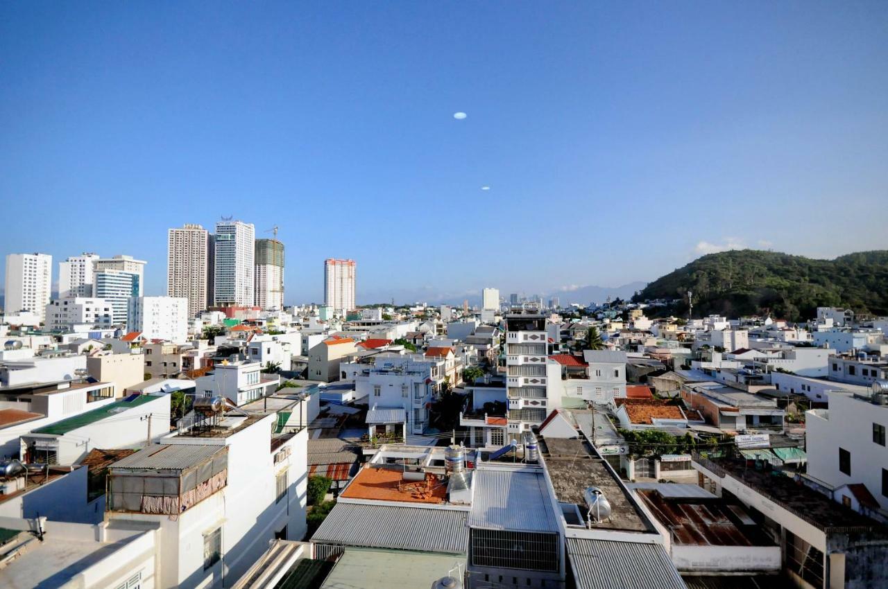 Mega Light Hotel Nha Trang Luaran gambar
