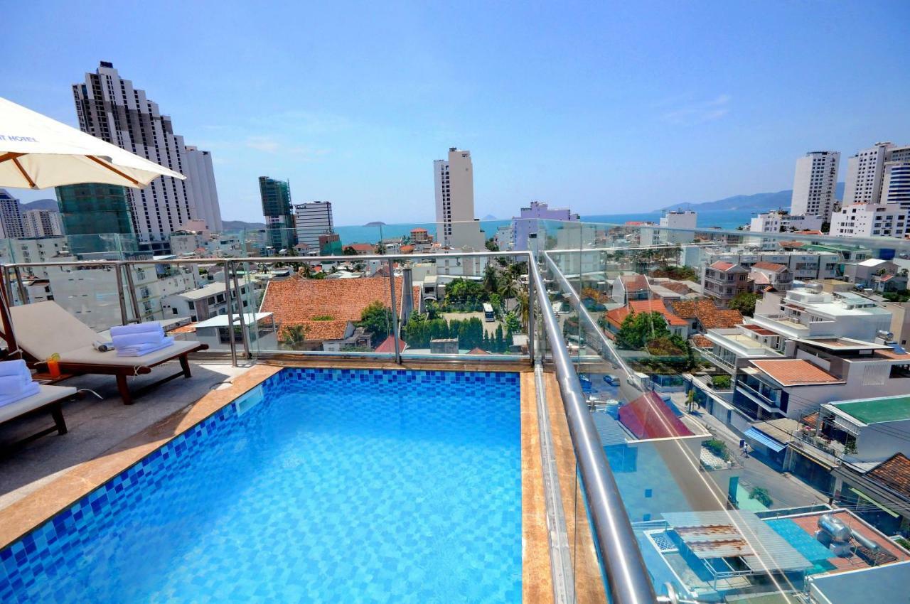 Mega Light Hotel Nha Trang Luaran gambar