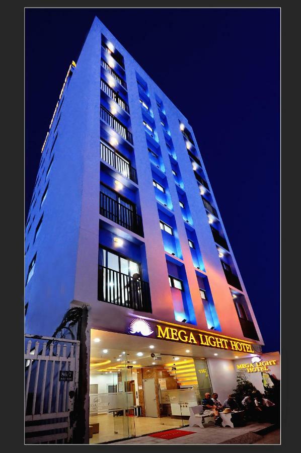 Mega Light Hotel Nha Trang Luaran gambar