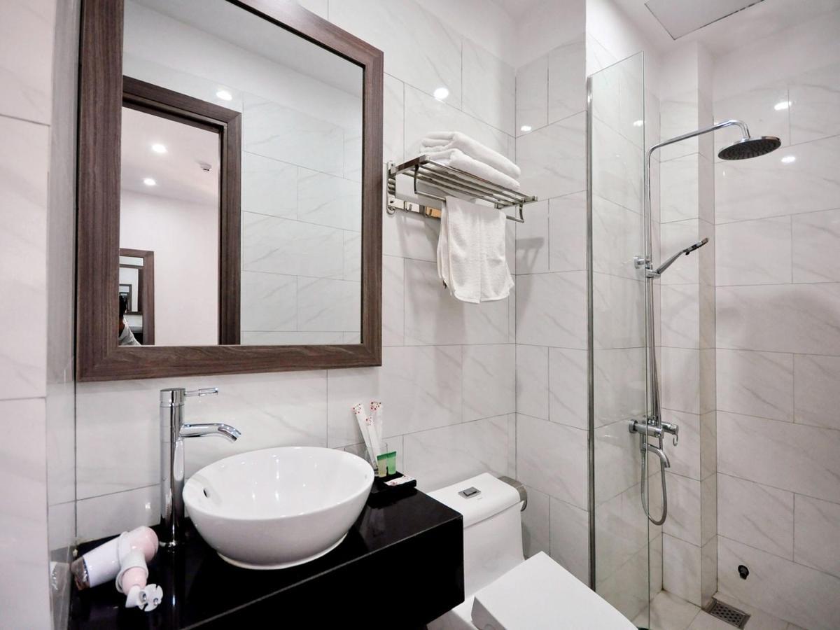 Mega Light Hotel Nha Trang Luaran gambar