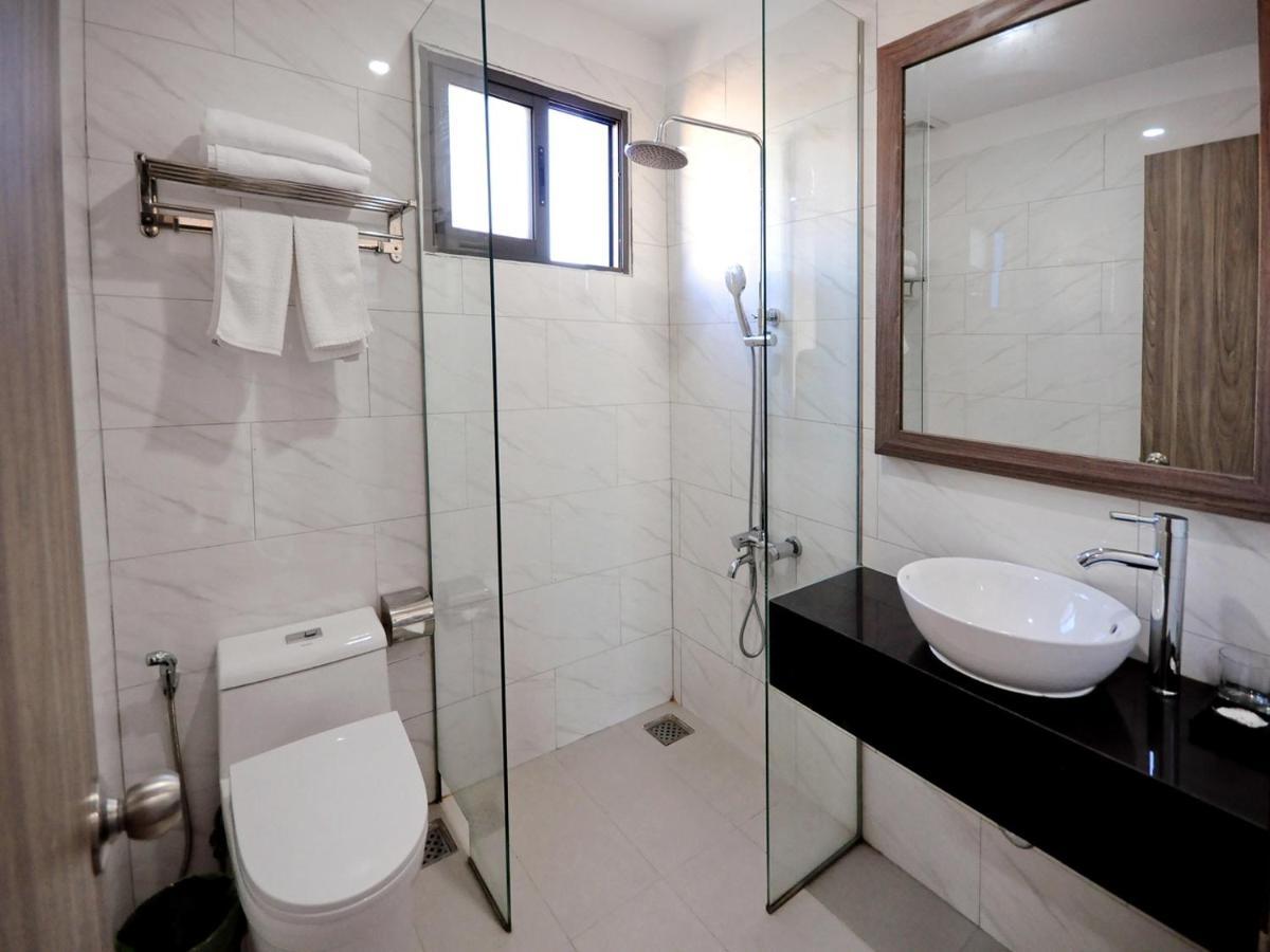 Mega Light Hotel Nha Trang Luaran gambar